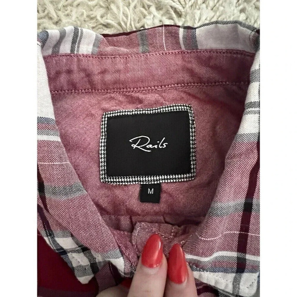 Rails plaid size Medium Red button front long sleeves - Picture 3 of 4